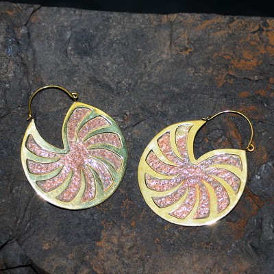 Brass Hoops Earrings with Copper Inlay (price for pair) Gioielli da lobo in ottone