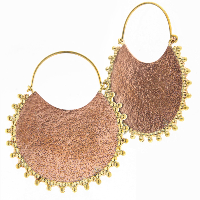 Brass Hoops Earrings with Copper Inlay (price for pair) Gioielli da lobo in ottone
