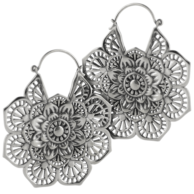 White Brass Tribal Earrings (price for Pair) Orecchio