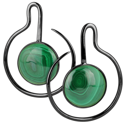 Black Brass Hoop Earrings with Round Malachite Cabochon (Price for Pair) Pendenti da Orecchio