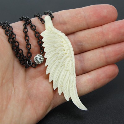 Bone Carved Wing Necklace w. BK Chain (80cm) Collane e Pendenti