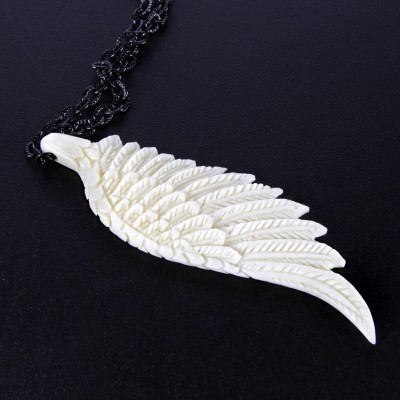 Bone Carved Wing Necklace w. BK Chain (80cm) Collane e Pendenti