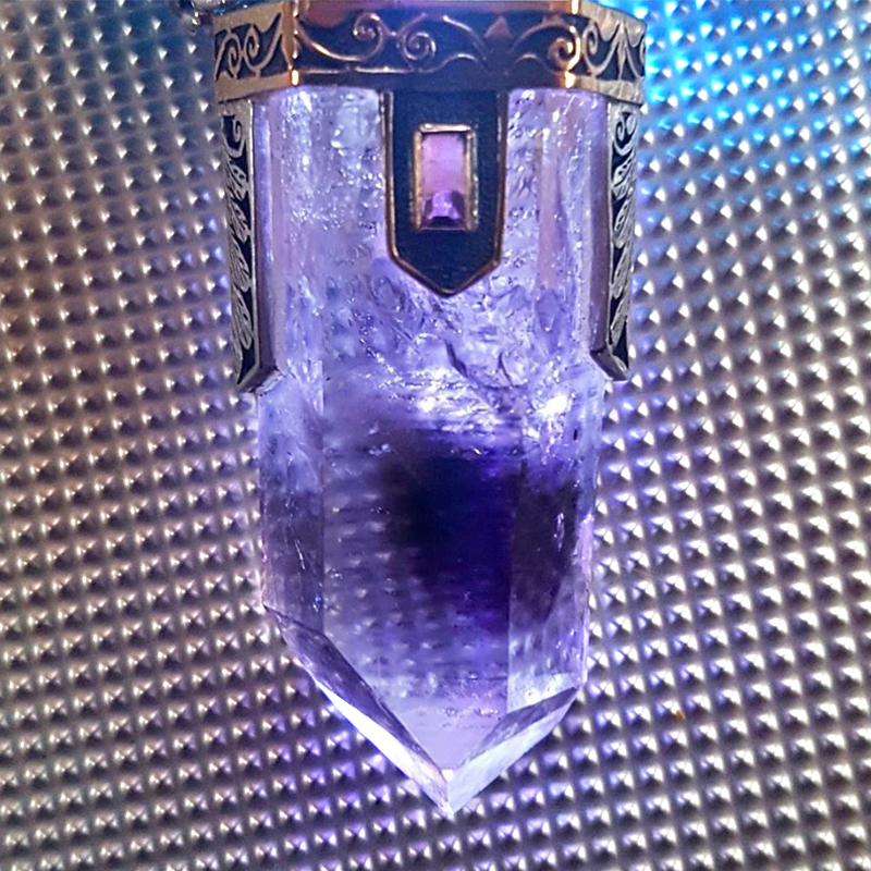 Amethyst, Quartz, Tourmaline and Tanzanite Silver Pendants with Gold Elements (price for pair) Nuovi prodotti