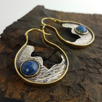 Silver & Brass Earrings with Lapis Lazuli Cabochon (price for pair) Gioielli da lobo