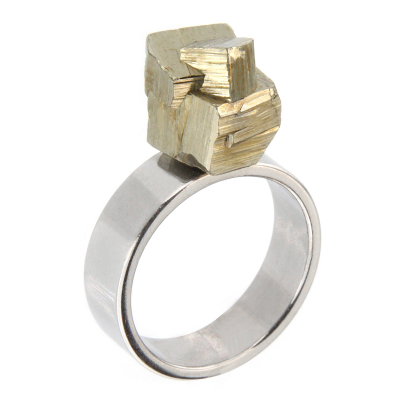Steel Ring with Cubic Pyrite Anelli