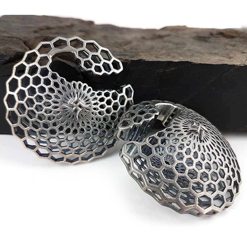 Silver Swastika Honeycomb Ear Weights (price for pair) Orecchio