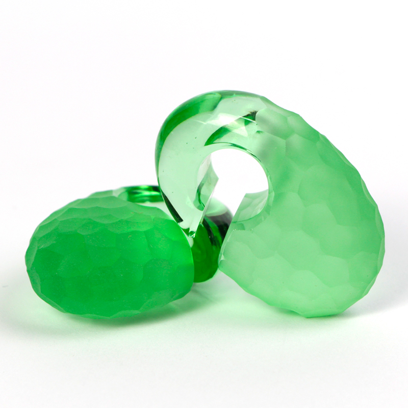 Small Solid Martele Ovoids Gorilla Glass® Ear Weights Orecchio