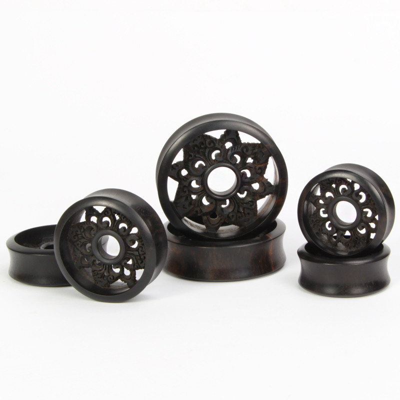 Wood Hand Carved Tribal Plug (price for pair) Orecchio