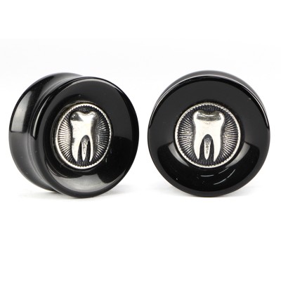 El Rana Onyx Plug with Silver Tooth (Price for Pair) Orecchio