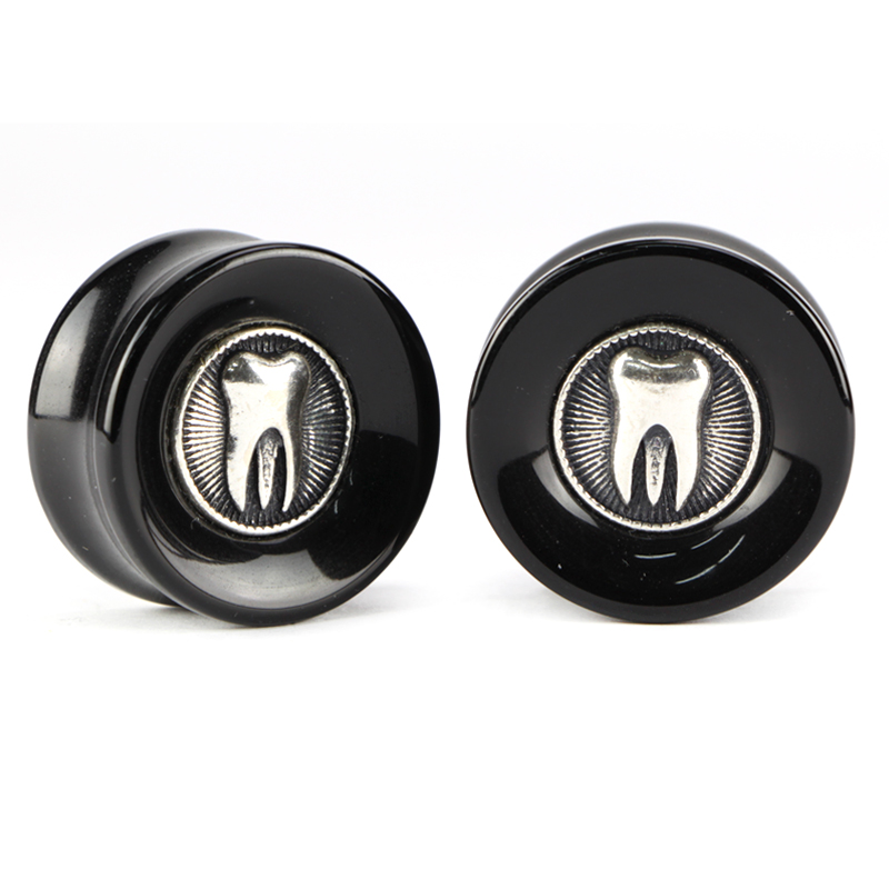 El Rana Onyx Plug with Silver Tooth (Price for Pair) Orecchio